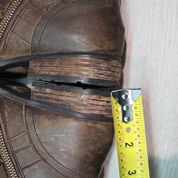 Born Women Pirlo Ankle Distressed Leather Boots shoes sz 7M - Picture 11 of 13